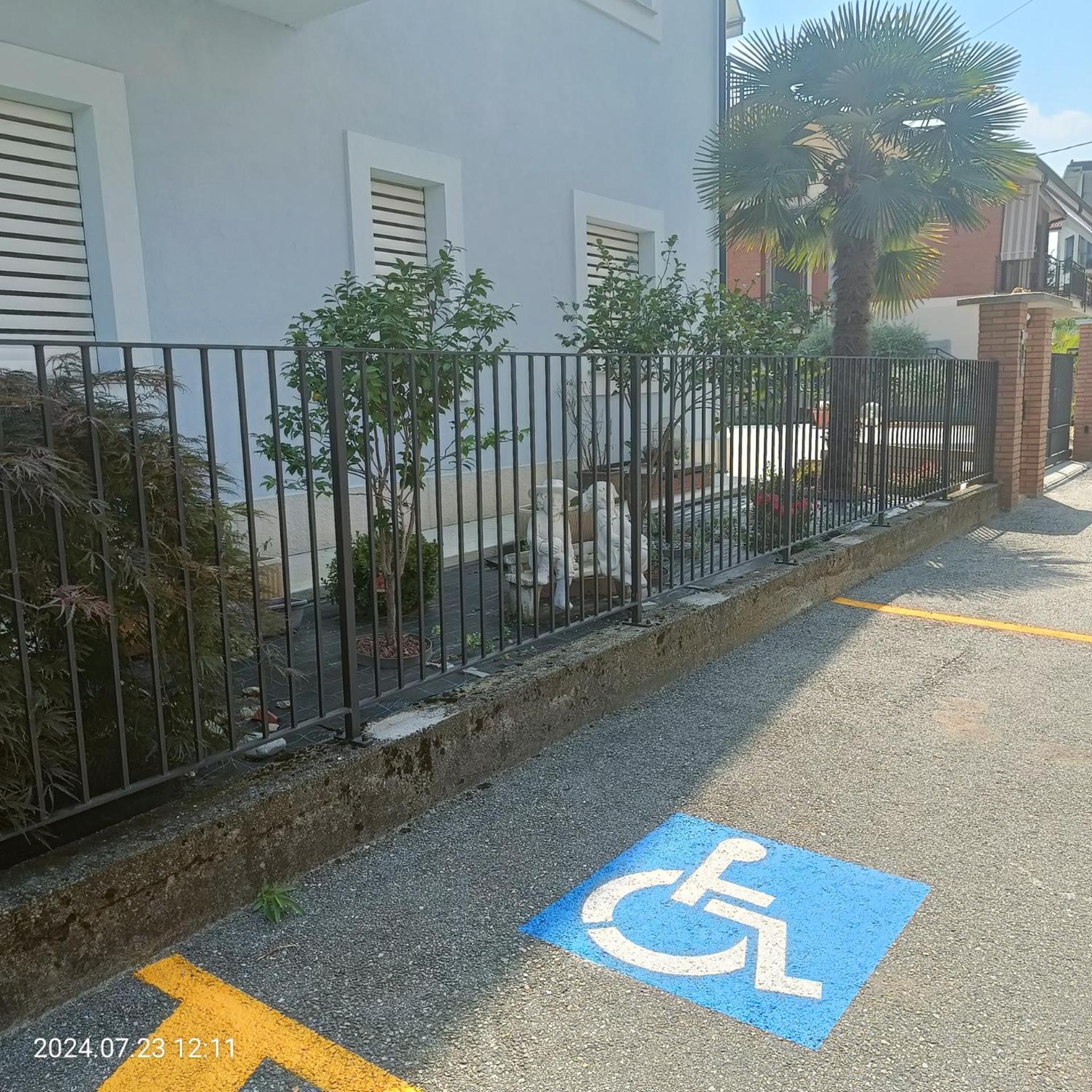 Villa Mariana Bed And Breakfast 萨卢佐 外观 照片