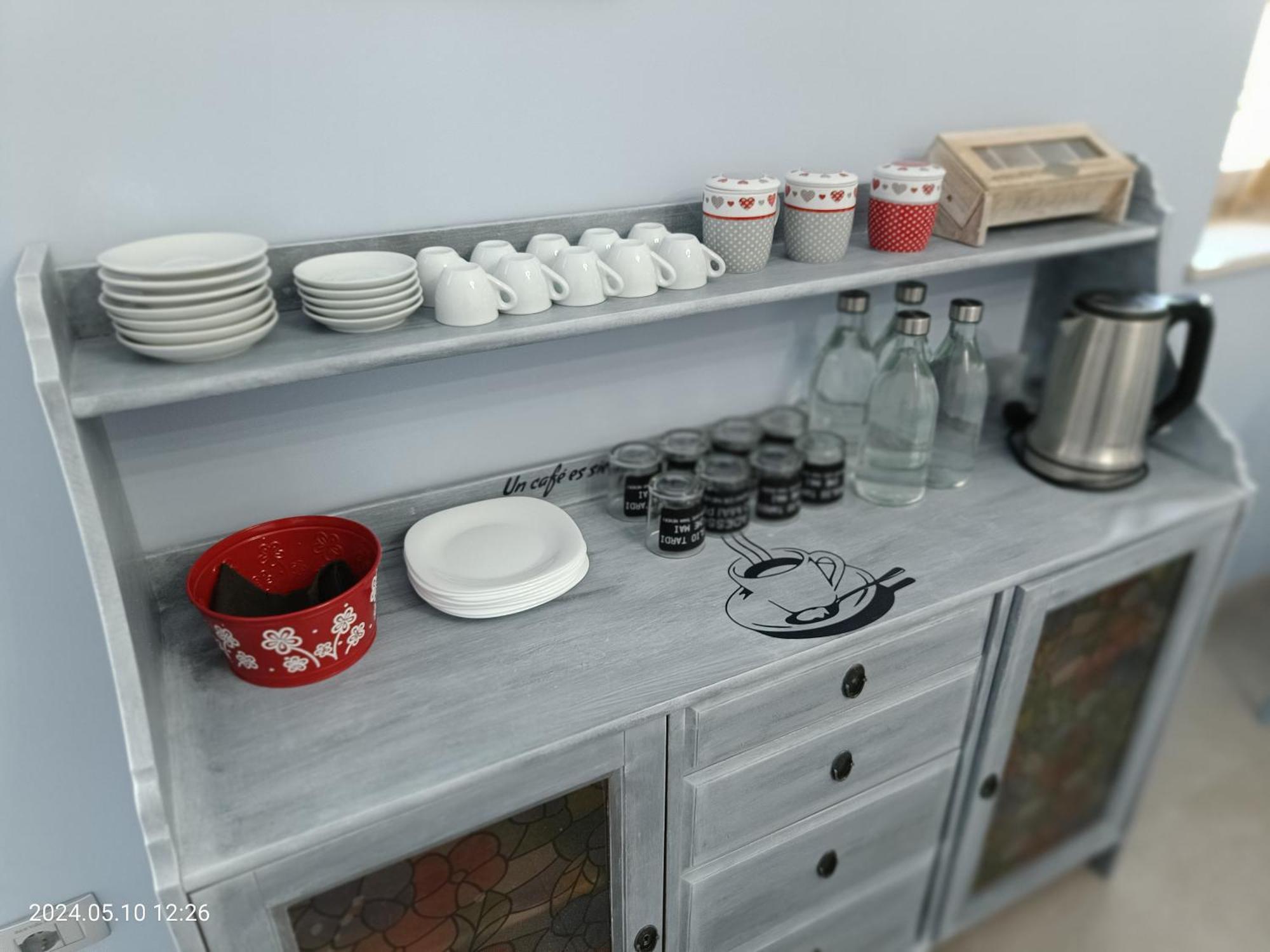 Villa Mariana Bed And Breakfast 萨卢佐 外观 照片